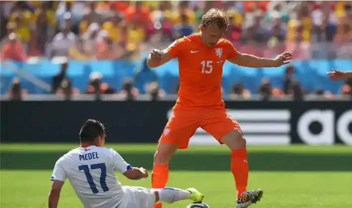 gAA, 阿什利, 边锋等位置