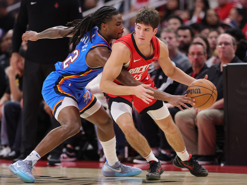 太大改观, 火箭更衣室, 分钟